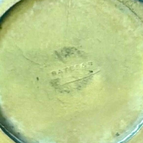 Vintage Bates and Bacon Gold Fill Locket Necklace Engraved Monogram GN Initials - Picture 6 of 10